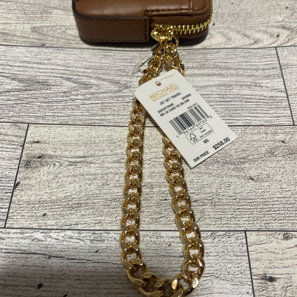 Michael Kors Jet Set Travel Small Logo Leather Brown Acorn Wristlet Wallet NWT - Picture 3 of 8